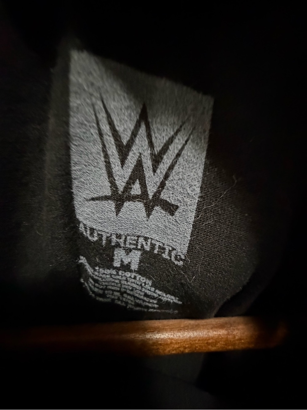 WWE Roster Official Merch Tee - Picture 4 of 4